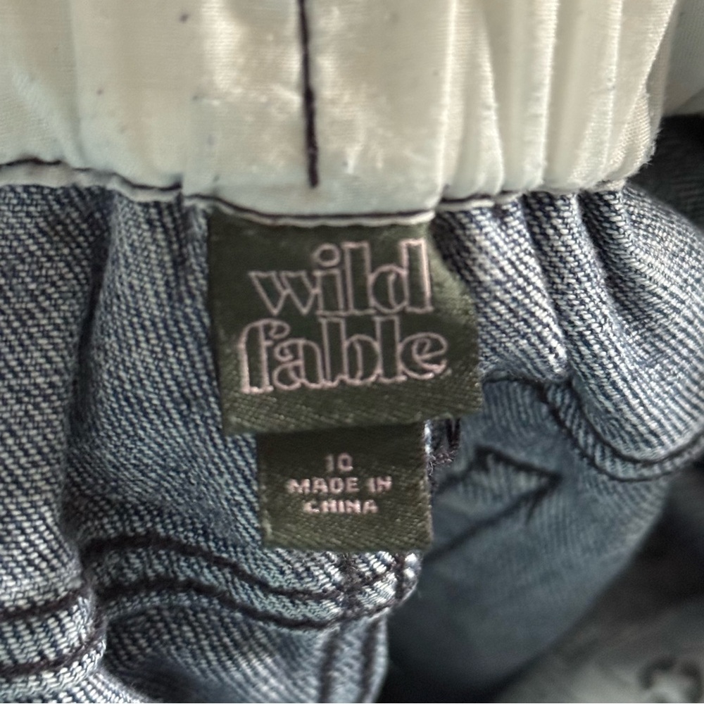 Wild Fable Light Blue High Rise distressed Jeans - Picture 2 of 15
